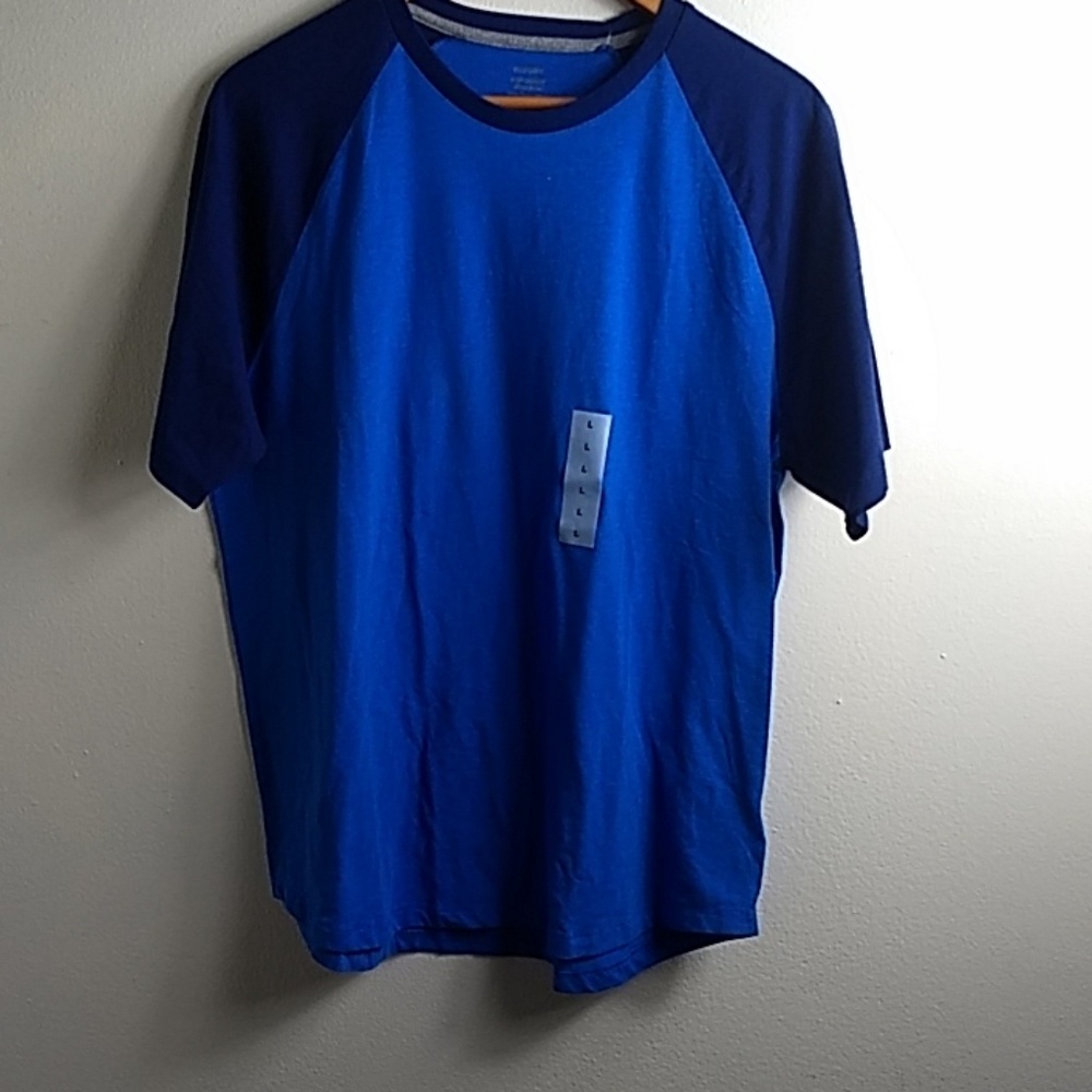 Old Navy t shirt Built in Flex